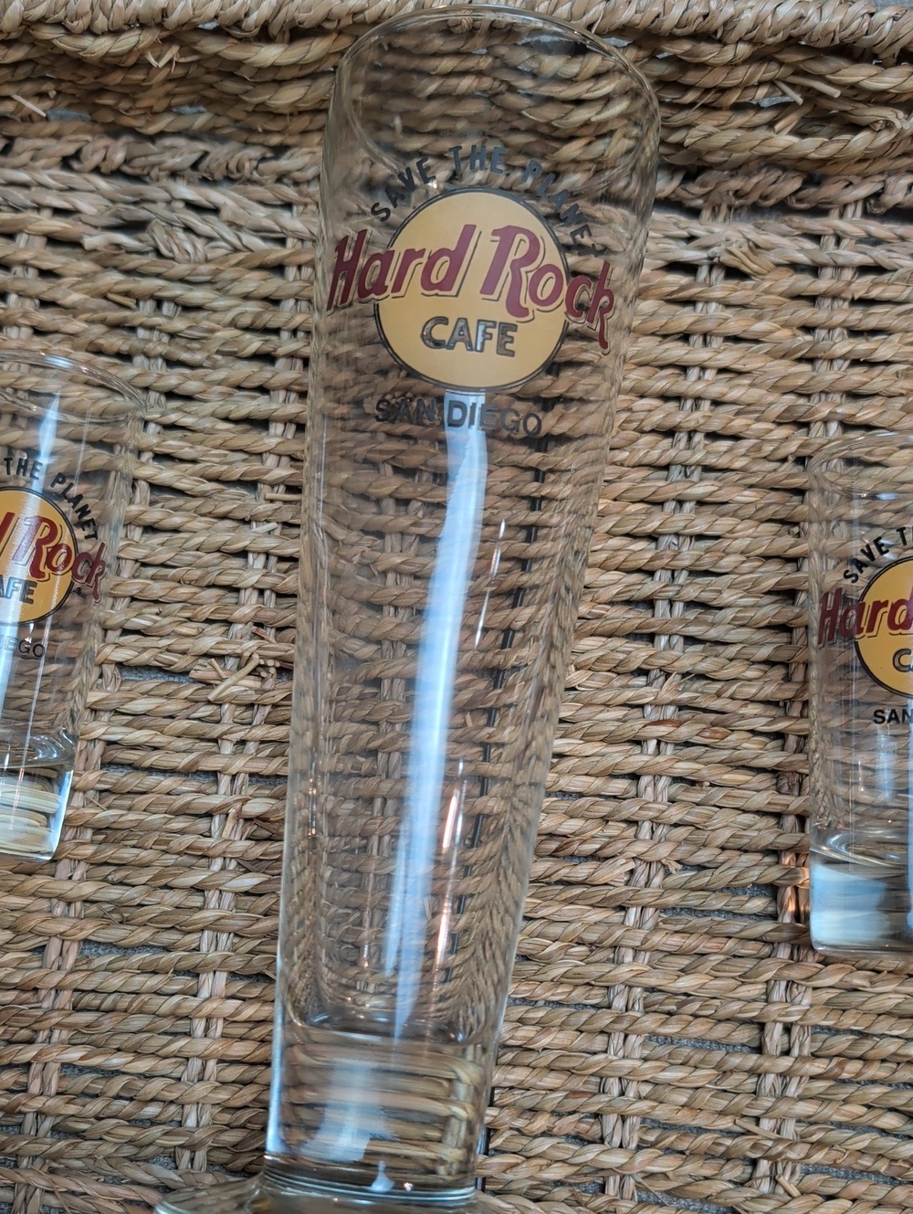 Hard Rock Cafe San Diego Beer Glass And 2 Shot Glasses Like New - Picture 5 of 6